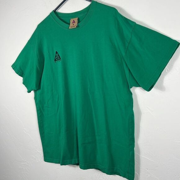 🔥🔥 Vintage NIKE ACG Essential Embroidered Green Tee Men Size Medium - EXCELLEN - Picture 3 of 7
